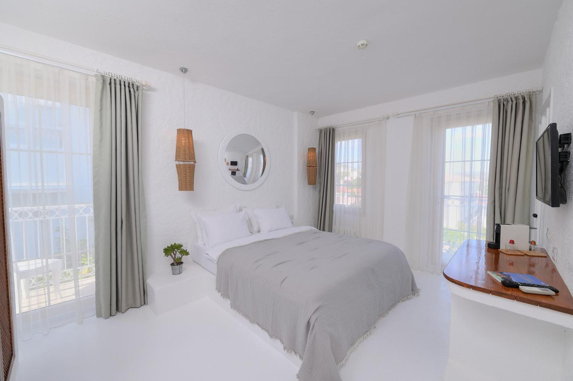 Peremere Alacati Otel Екстер'єр фото